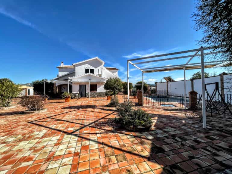 House in Olvera, Andalusia 11256221