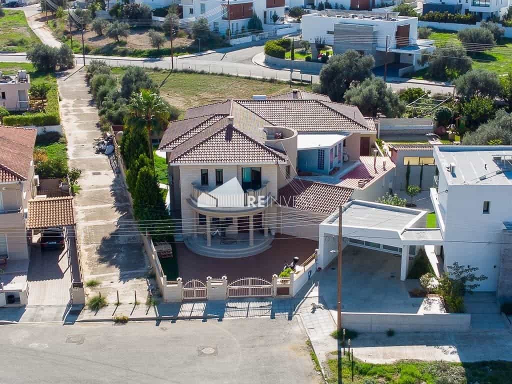 Haus im Latsia, Nicosia 11261341