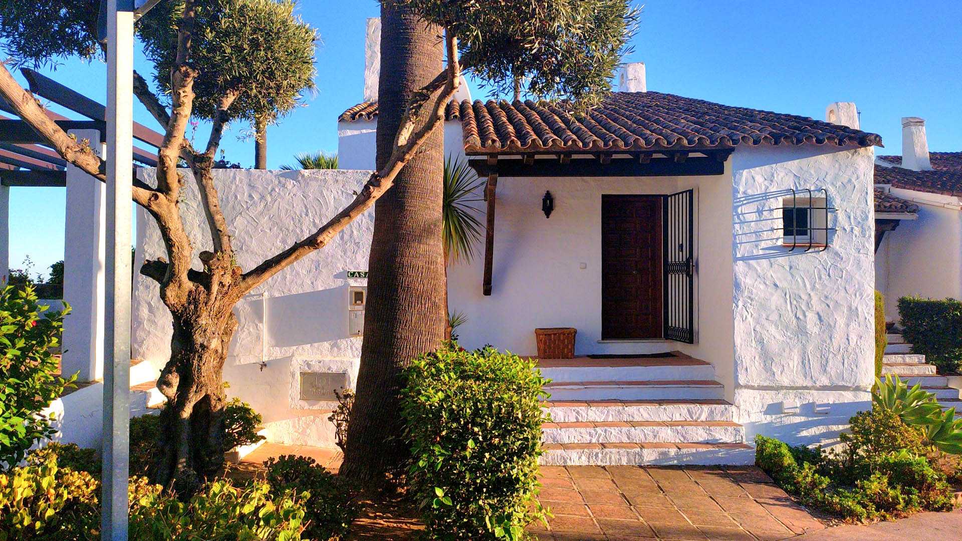 Flere hus i Castillo de Sabinillas, Andalusia 11261388