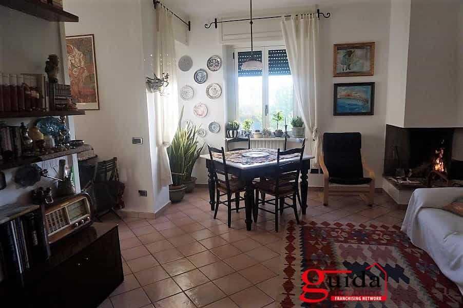 Condominium in Casarano, Puglia 11263881