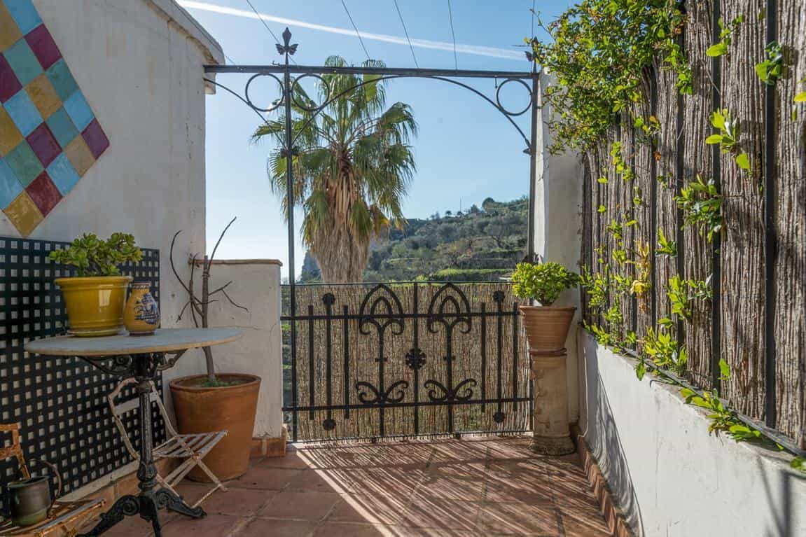 Huis in Tàrbena, Comunidad Valenciana 11266305
