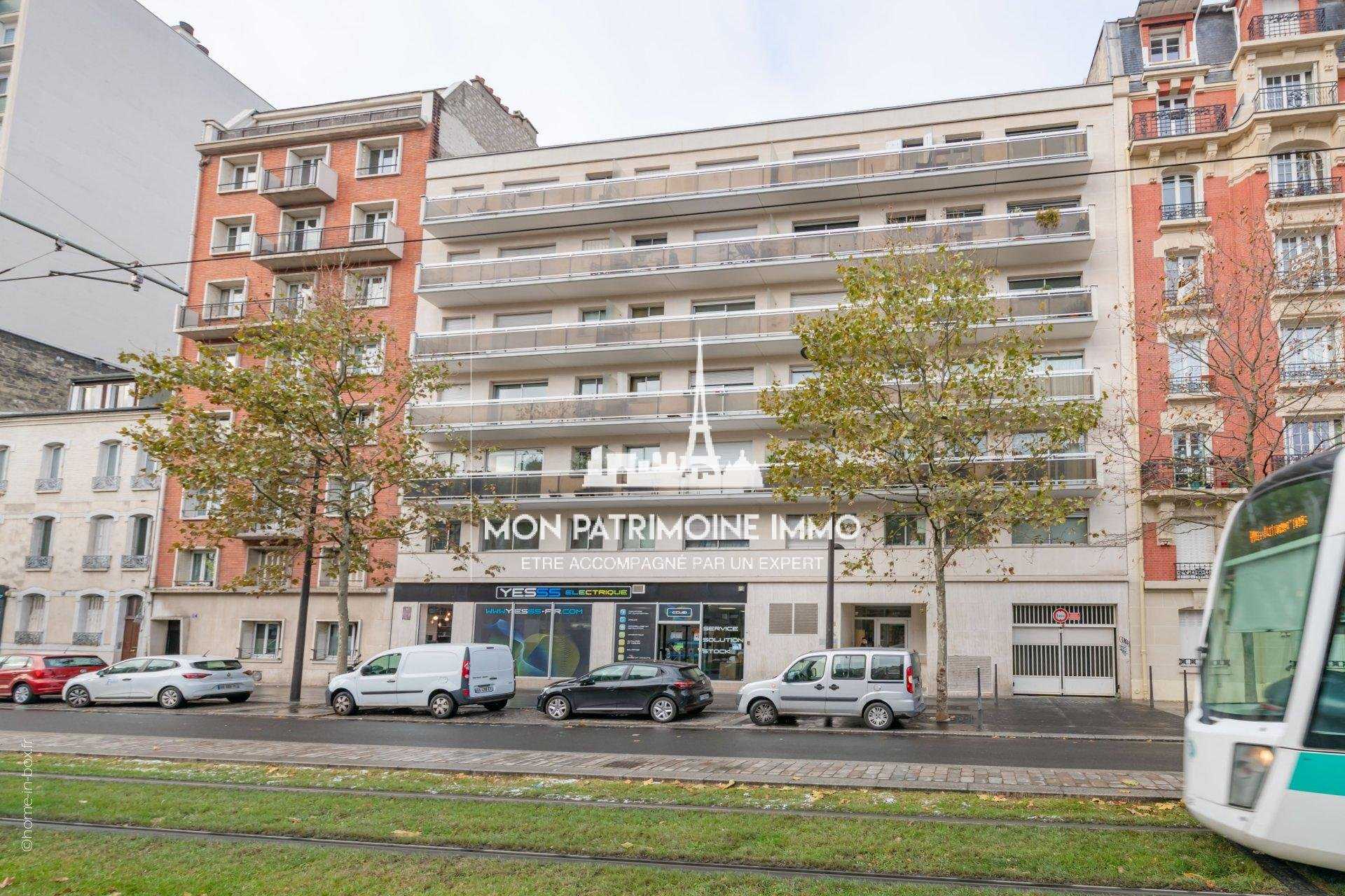 Condominium in Bellevue, Ile-de-France 11266580