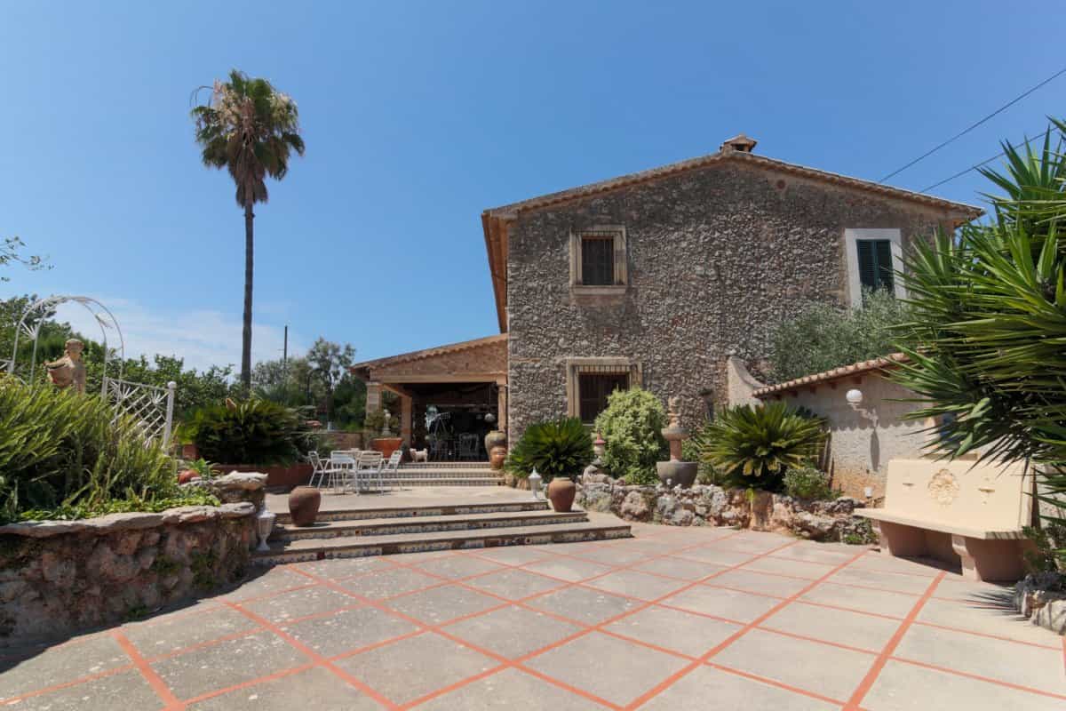 Rumah di Santa Maria, Pulau Balearic 11270130