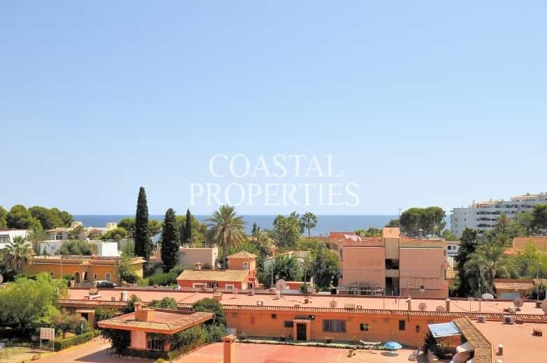 Condominium in Calvia, Balearic Islands 11271616