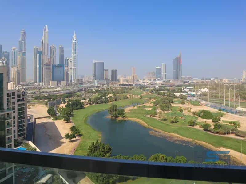 Condominium in Dubai, Dubai 11274510