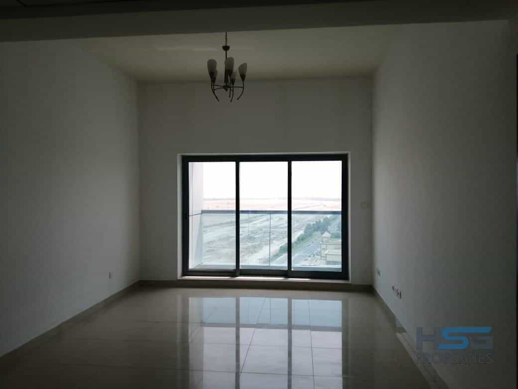 Condominium in Warisan, Dubayy 11274606