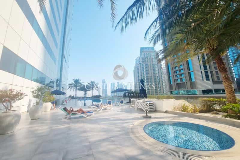 Condominium in Dubai, Dubayy 11274809