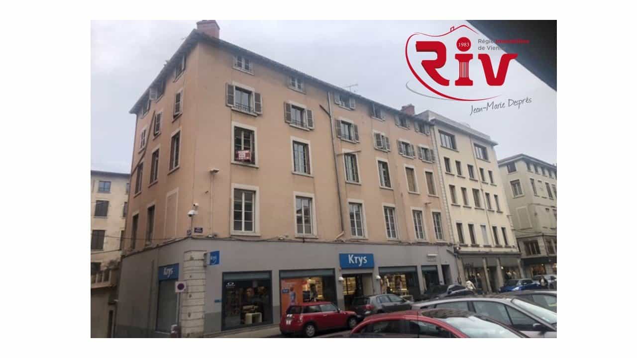 Condominium dans Vienne, Auvergne-Rhone-Alpes 11276407
