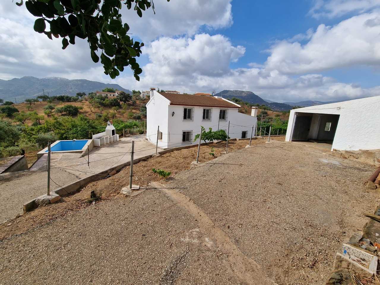 rumah dalam Comares, Andalusia 11277098
