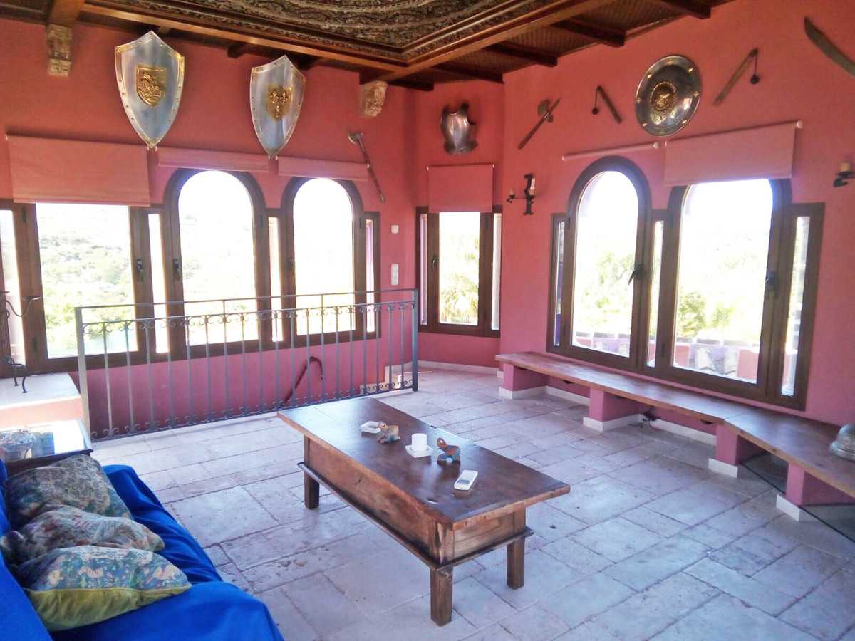 House in Alhaurín el Grande, Andalusia 11278129