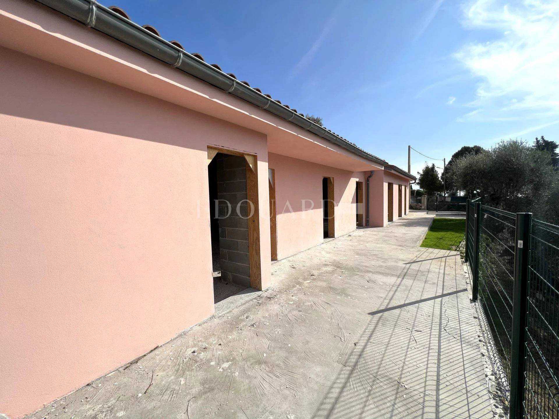 σπίτι σε Castellar, Προβηγκία-Άλπεις-Κυανή Ακτή 11278596