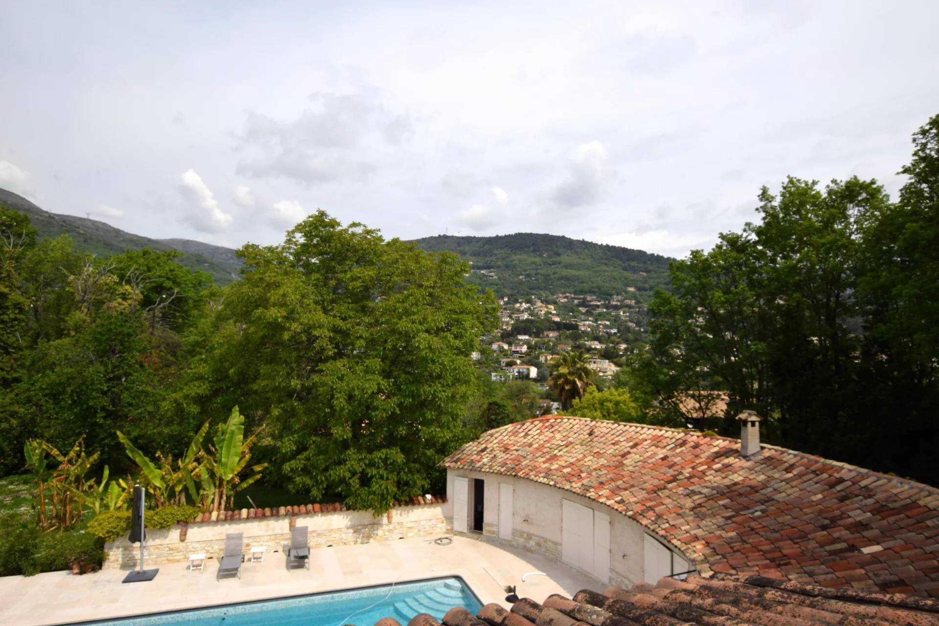 casa no Vence, Provence-Alpes-Côte d'Azur 11279451