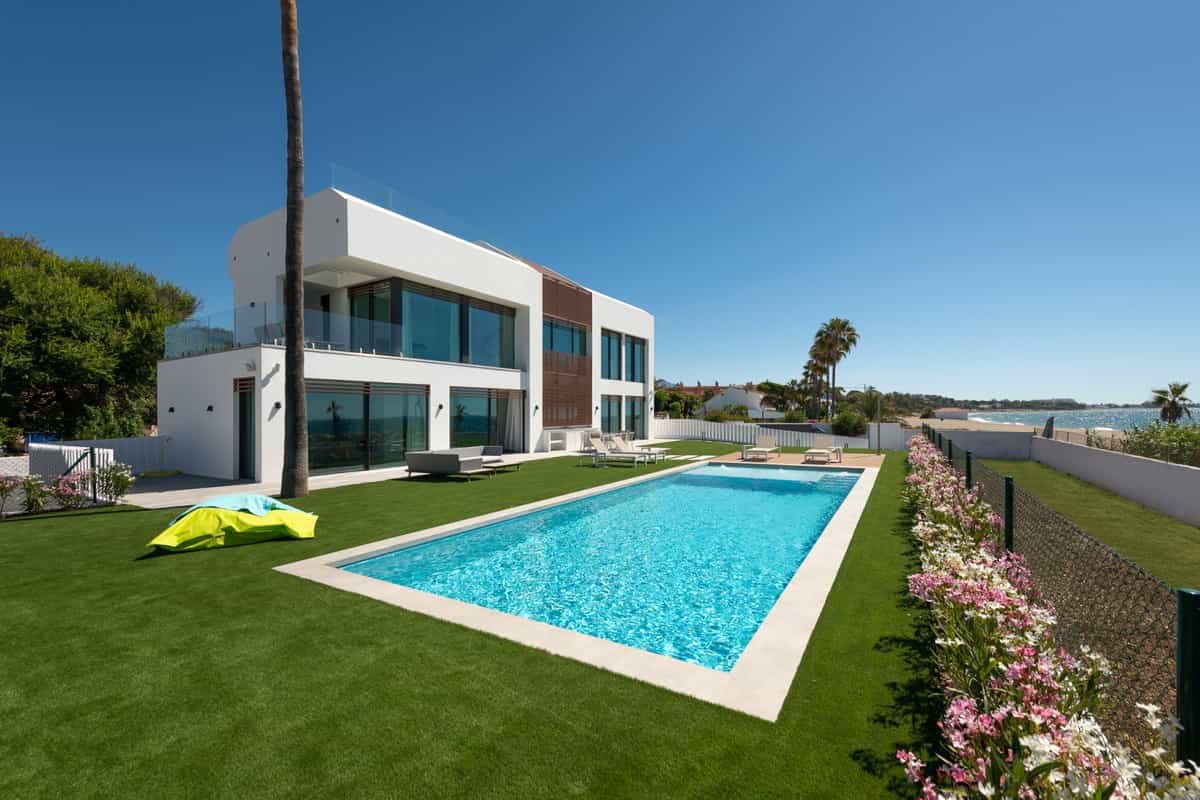 House in Estepona, Andalusia 11282643