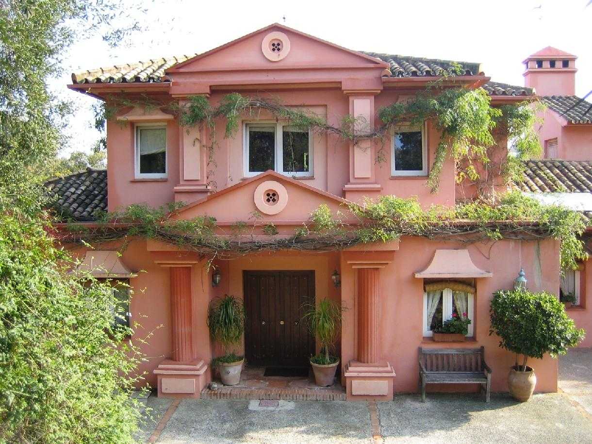 House in Guadiaro, Andalusia 11283544