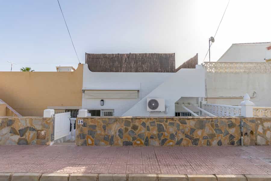 House in Orihuela, Comunidad Valenciana 11285173
