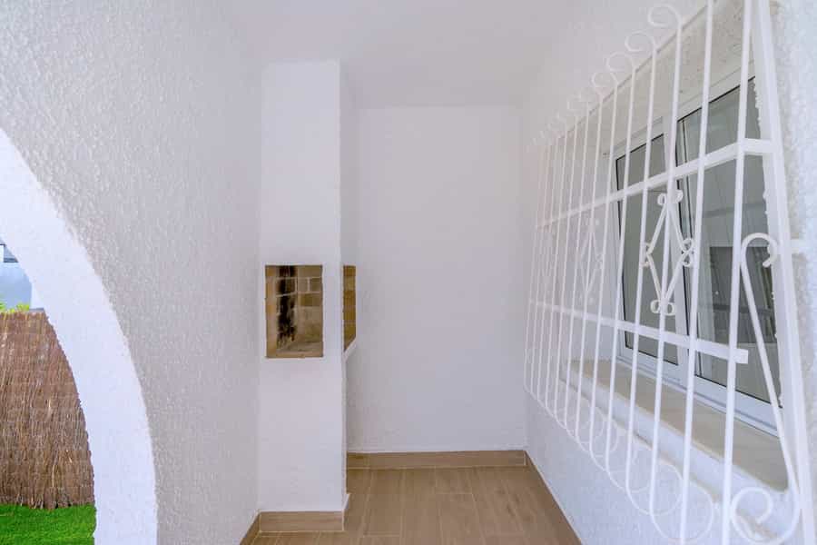 House in Orihuela, Comunidad Valenciana 11285173