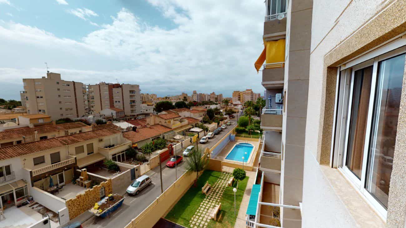 Condominium in Torremendo, Comunidad Valenciana 11285311