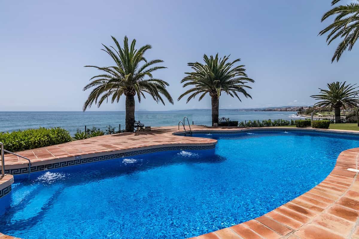 House in Estepona, Andalusia 11285708