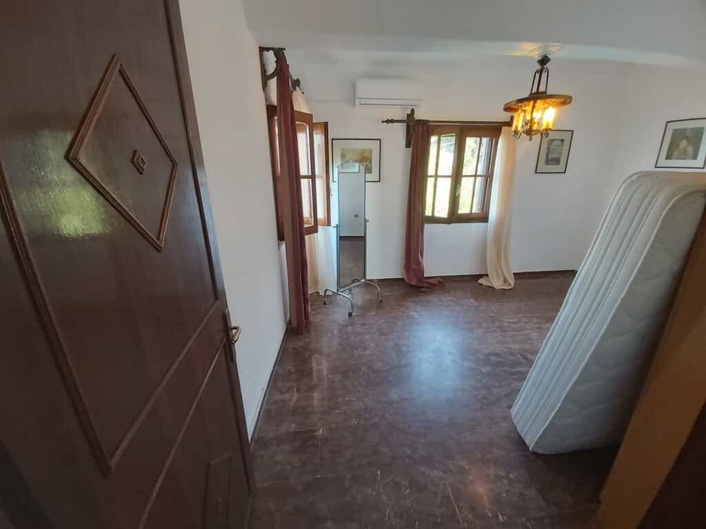 公寓 在 Agios Ioannis,  11287237