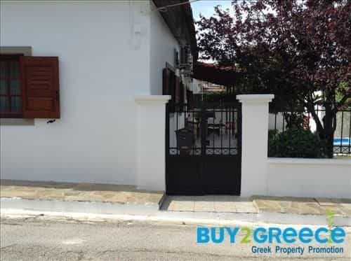 Huis in Neos Pirgos,  11287554
