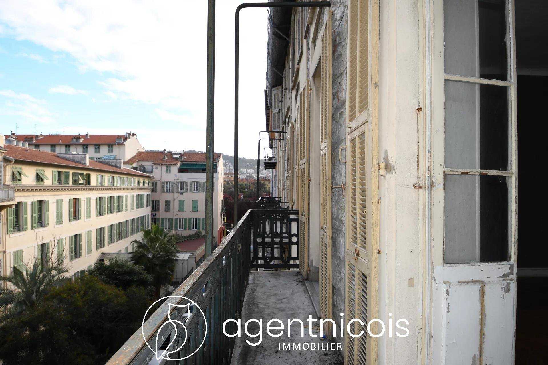 Residential in Nice, Alpes-Maritimes 11287759