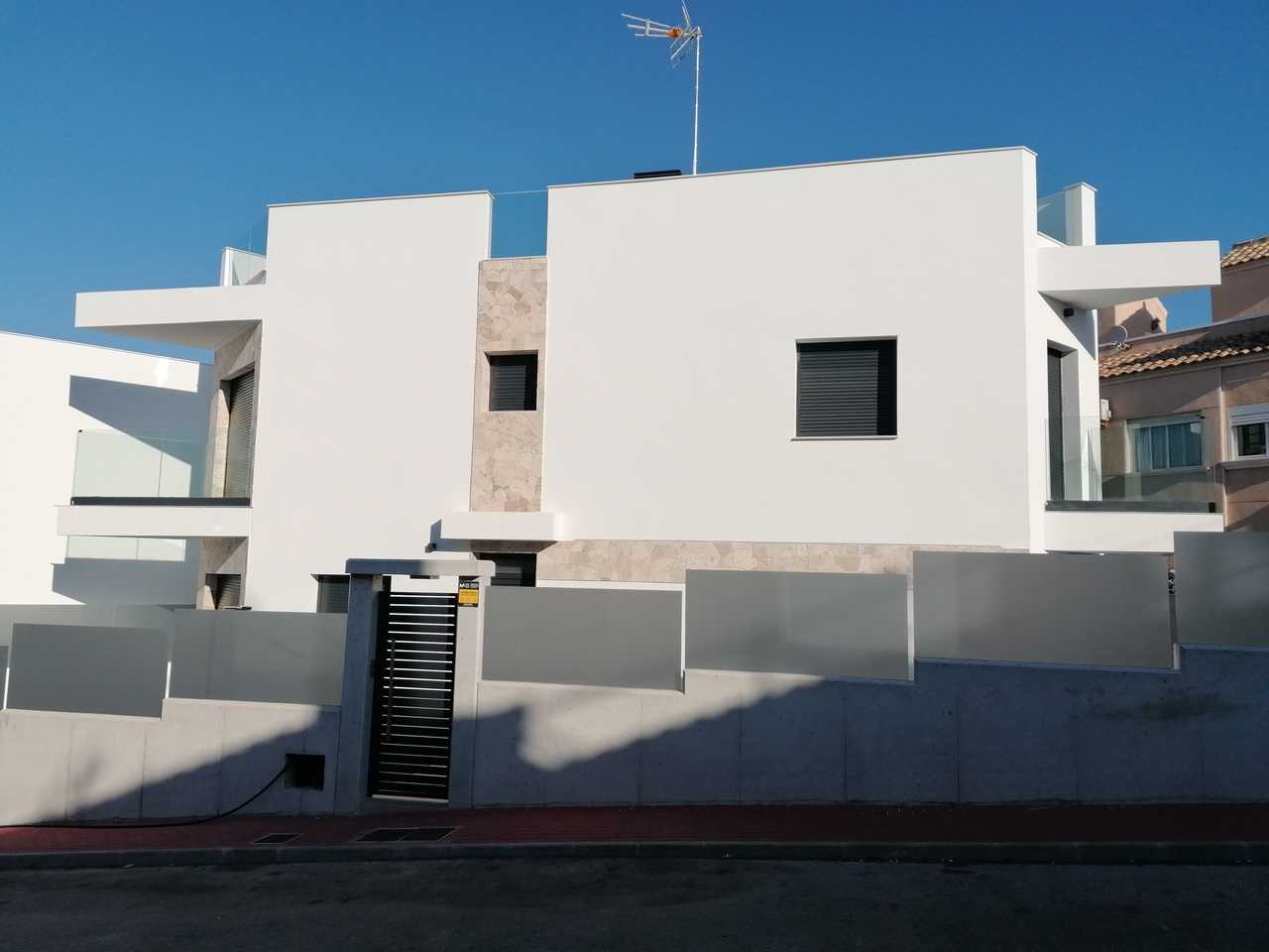 House in Torrevieja, Comunidad Valenciana 11288840