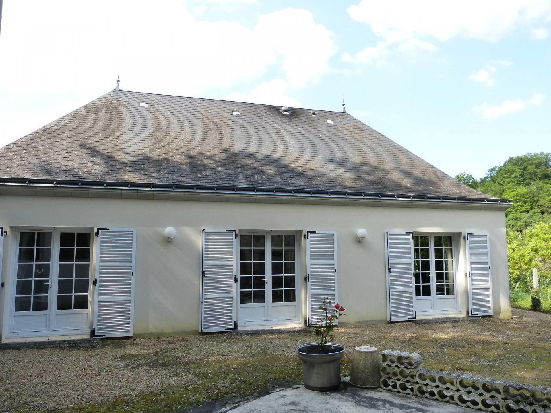 Residential in Rochecorbon, Indre-et-Loire 11289051