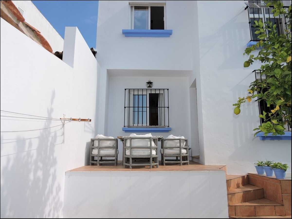 House in Guadiaro, Andalusia 11292099