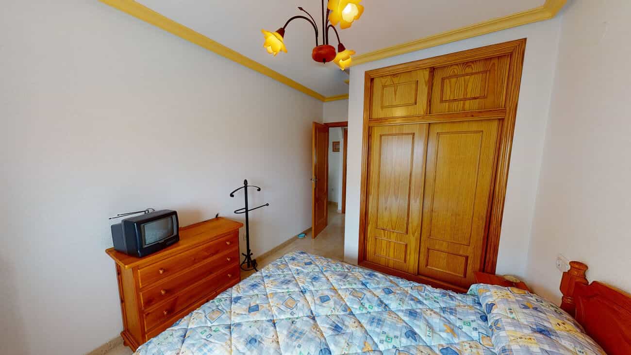 公寓 在 Guardamar del Segura, Comunidad Valenciana 11292522