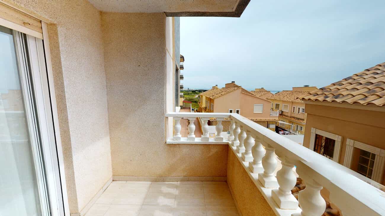 公寓 在 Guardamar del Segura, Comunidad Valenciana 11292522