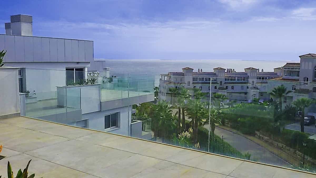 Condominium in Malaga, Andalusia 11295698