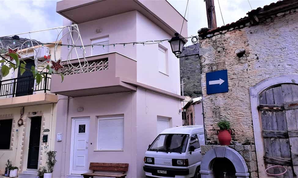 жилой дом в Кератидии, Крити 11296339