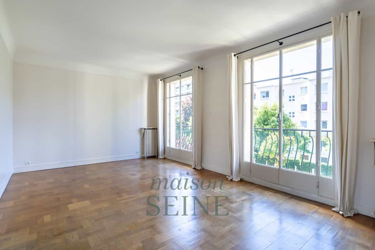 公寓 在 Neuilly-sur-Seine, Hauts-de-Seine 11296716