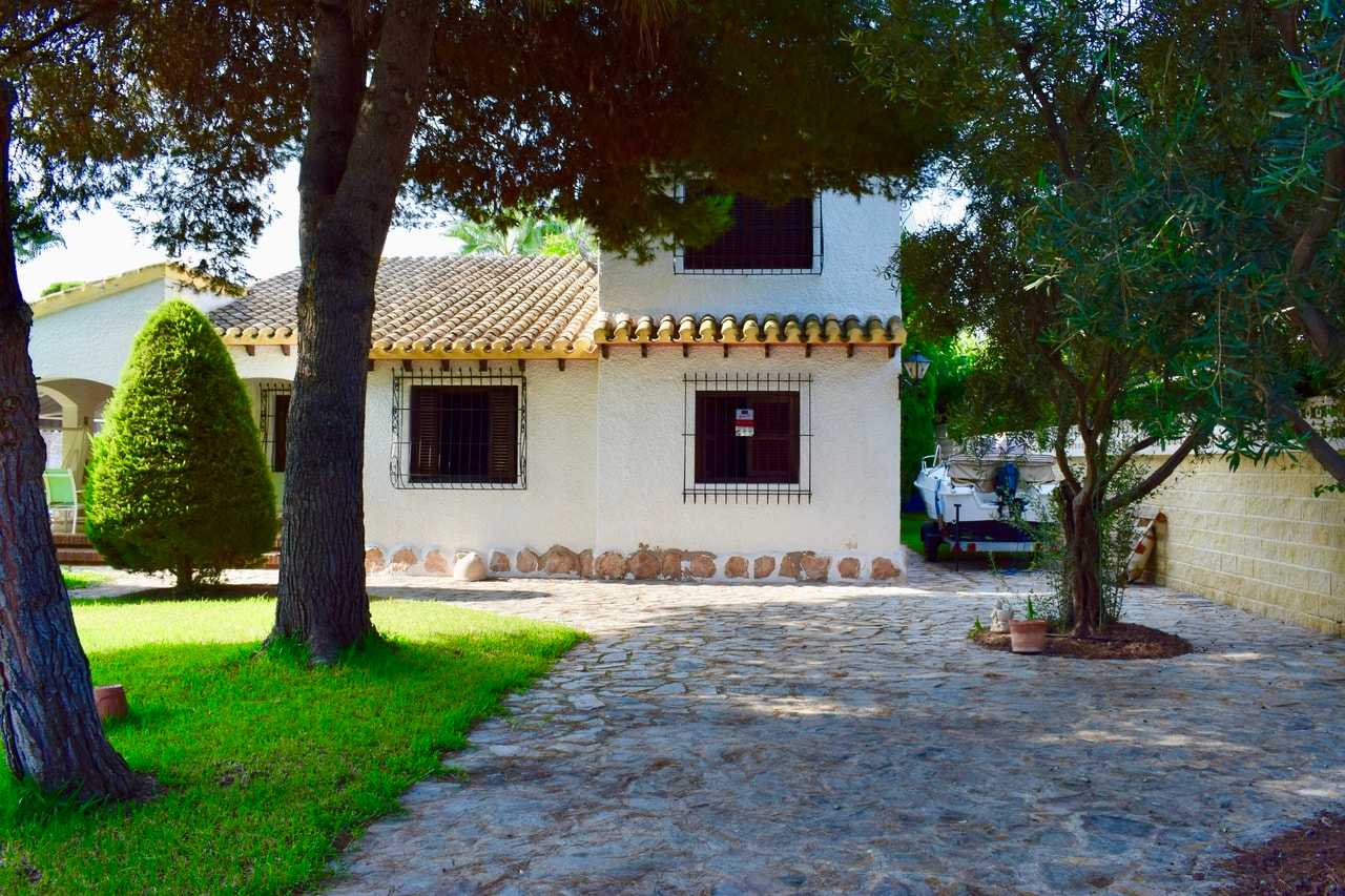 House in Campoamor, Valencia 11301248