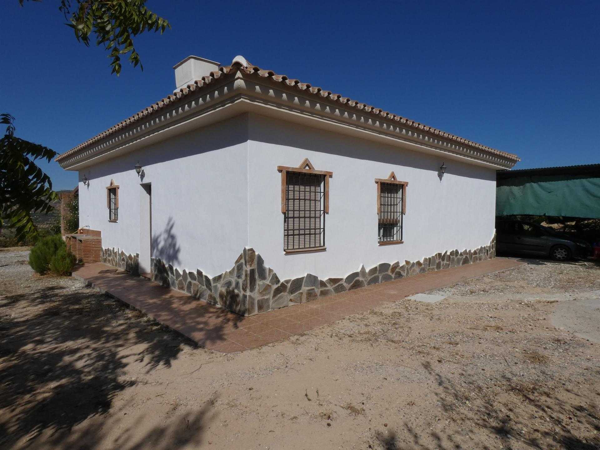 Talo sisään Alhaurín el Grande, Andalucía 11302537