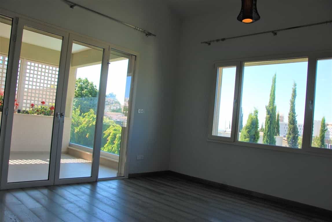 casa no Agios Tychon, Limassol 11304693