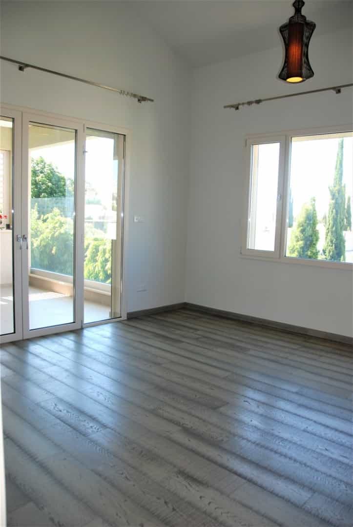 Huis in Agios Tychon, Limassol 11304693