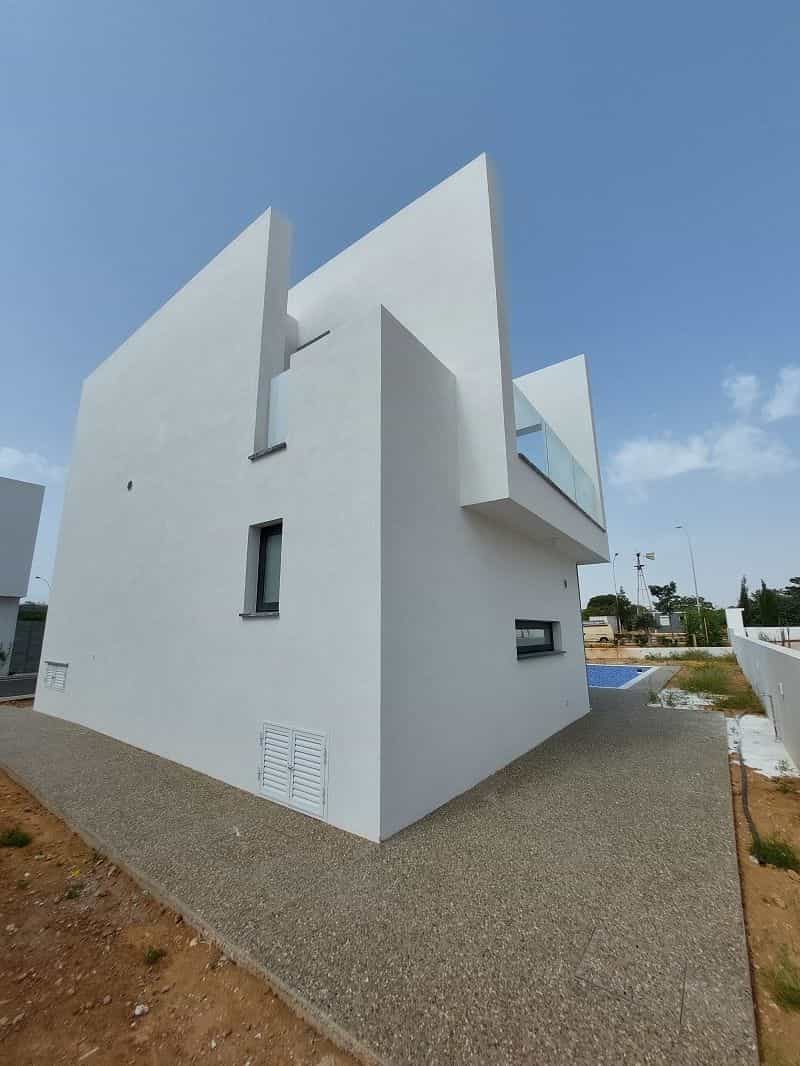 House in Pernera, Famagusta 11305333