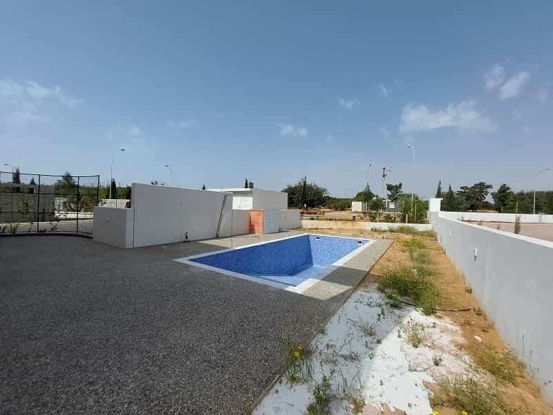 жилой дом в Pernera, Famagusta 11305333