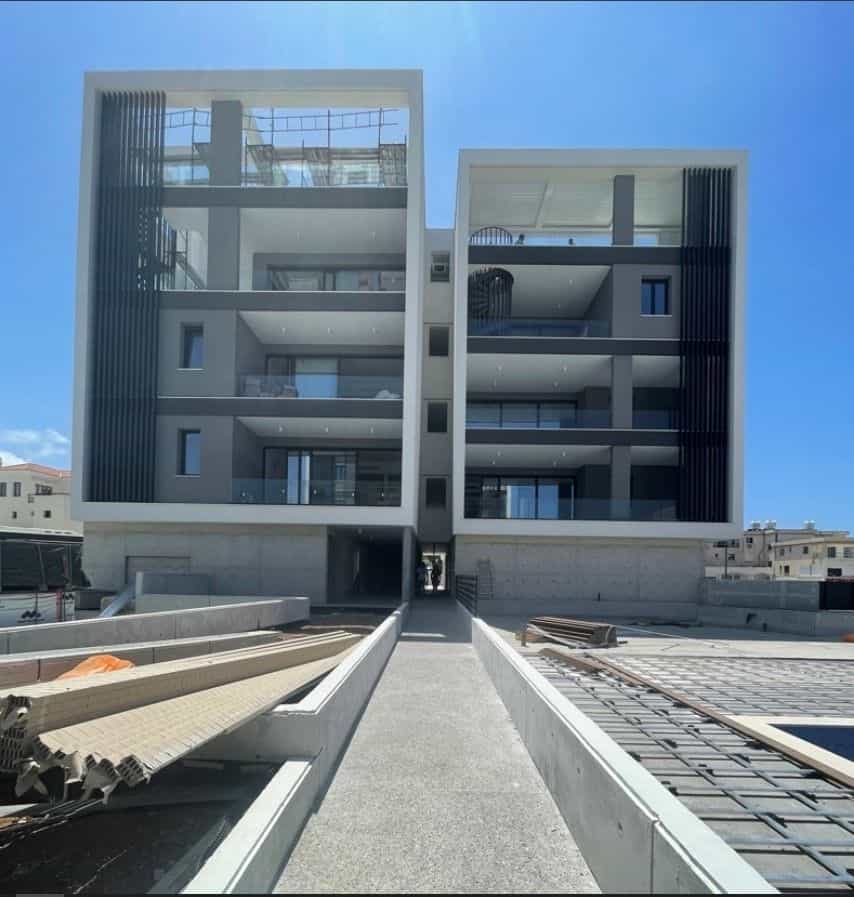 Condominium in Paphos, Pafos 11305343