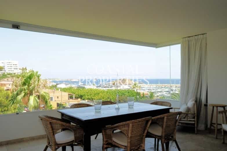 Condominium dans Portals Nous, Illes Balears 11306220