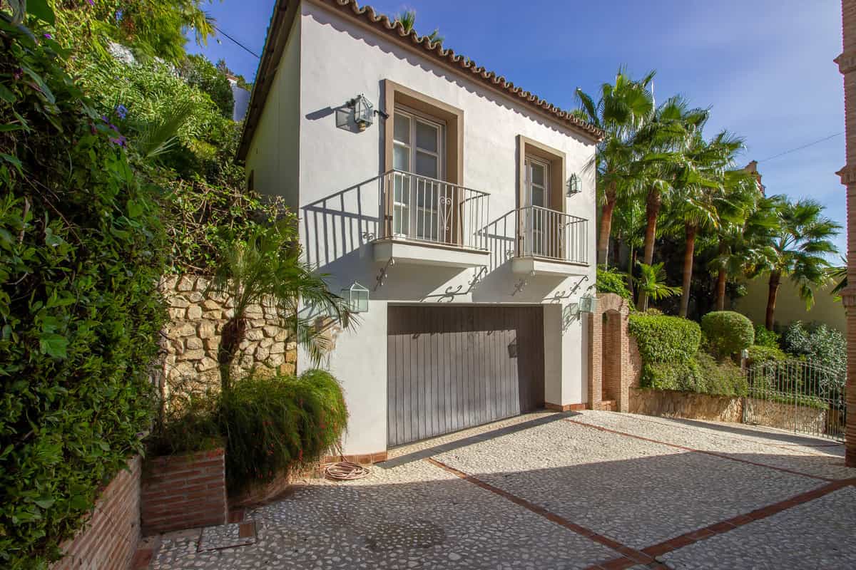 House in Benahavis, Andalusia 11306744