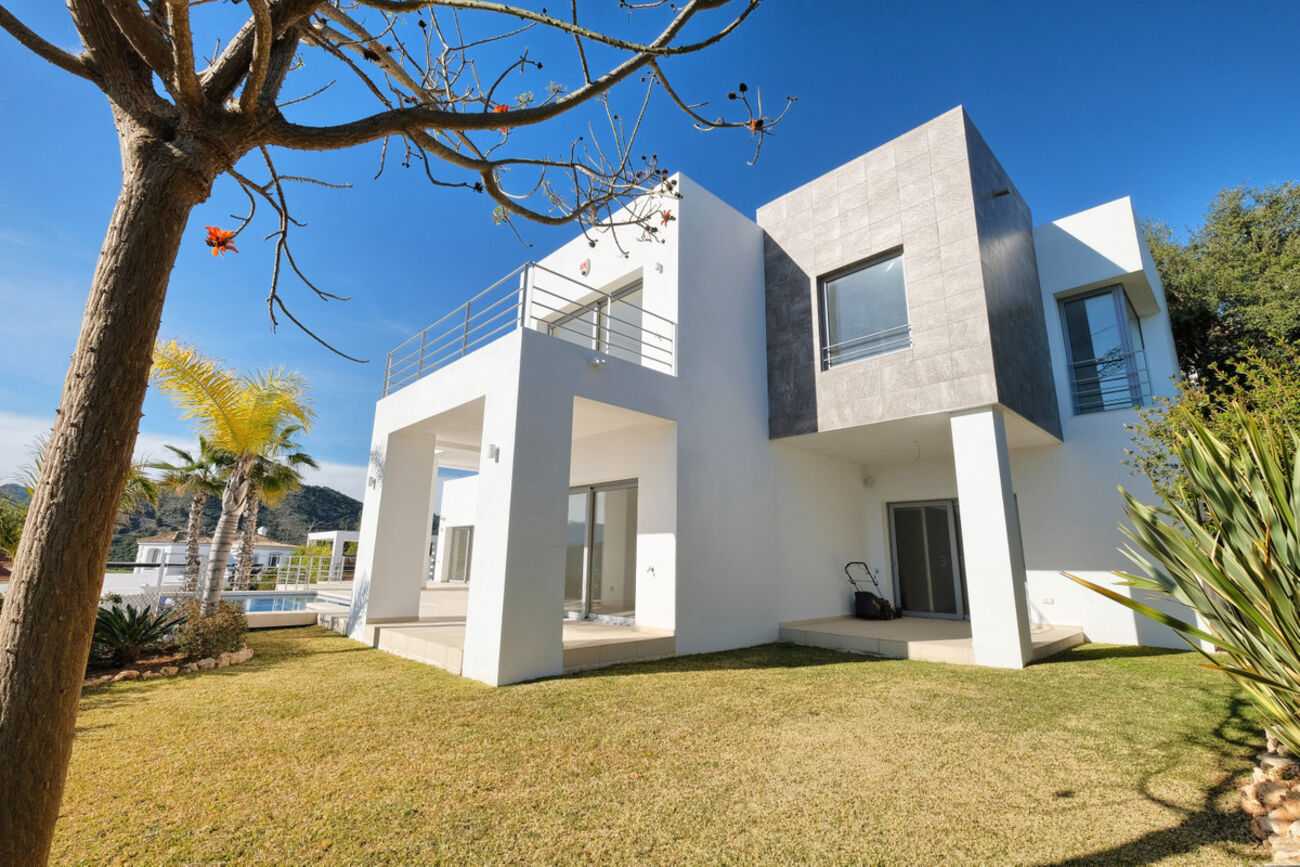 House in Benahavis, Andalusia 11308064