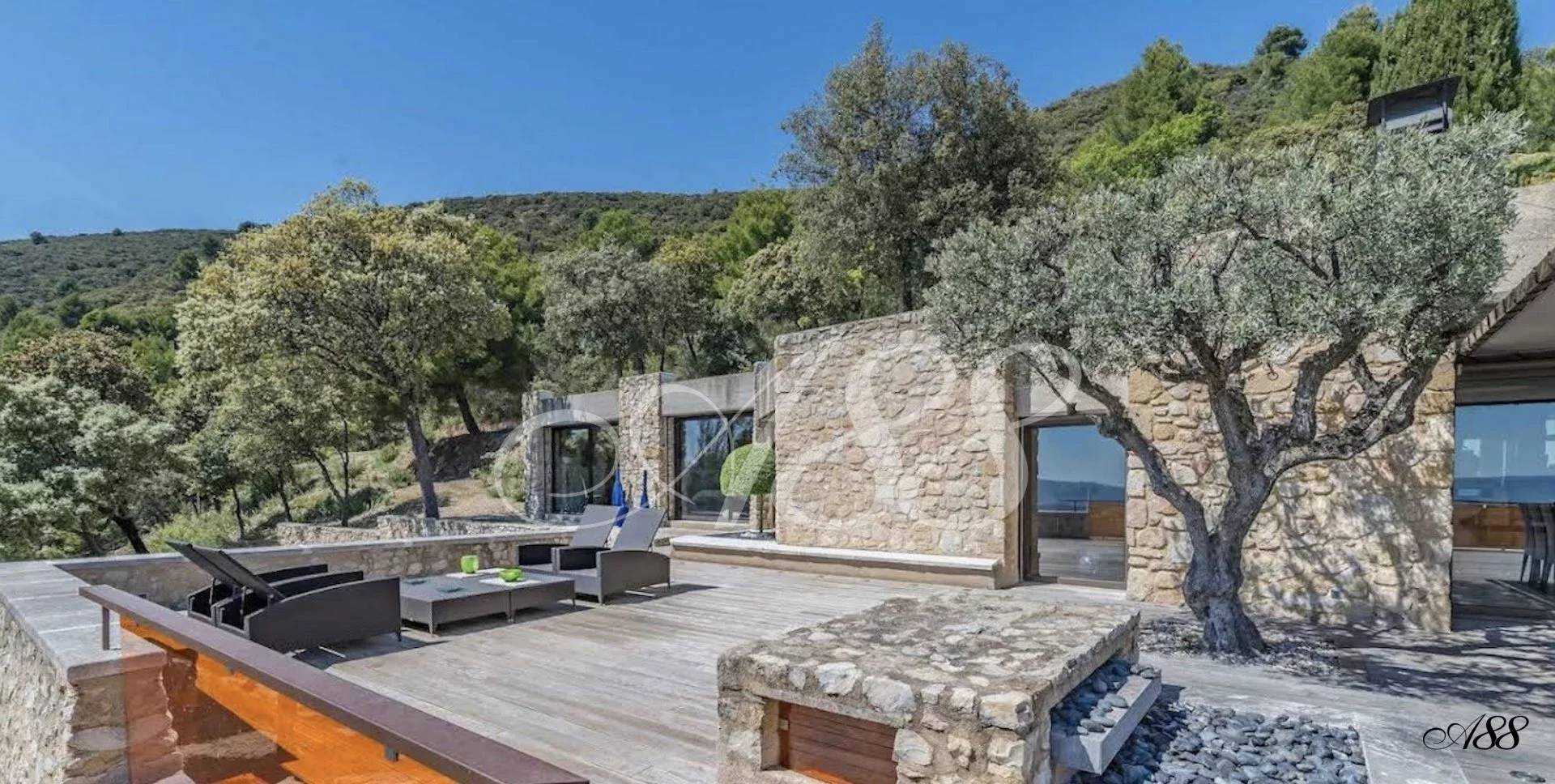 Casa nel Lourmarin, Provence-Alpes-Côte d'Azur 11308174