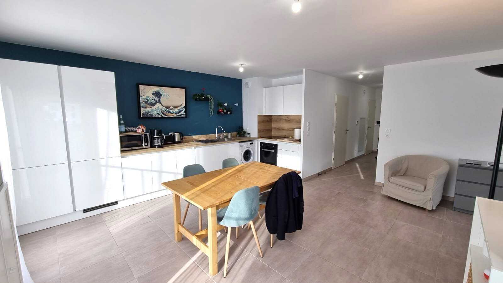 公寓 在 Saint-Isidore, 普羅旺斯-阿爾卑斯-藍色海岸 11313182
