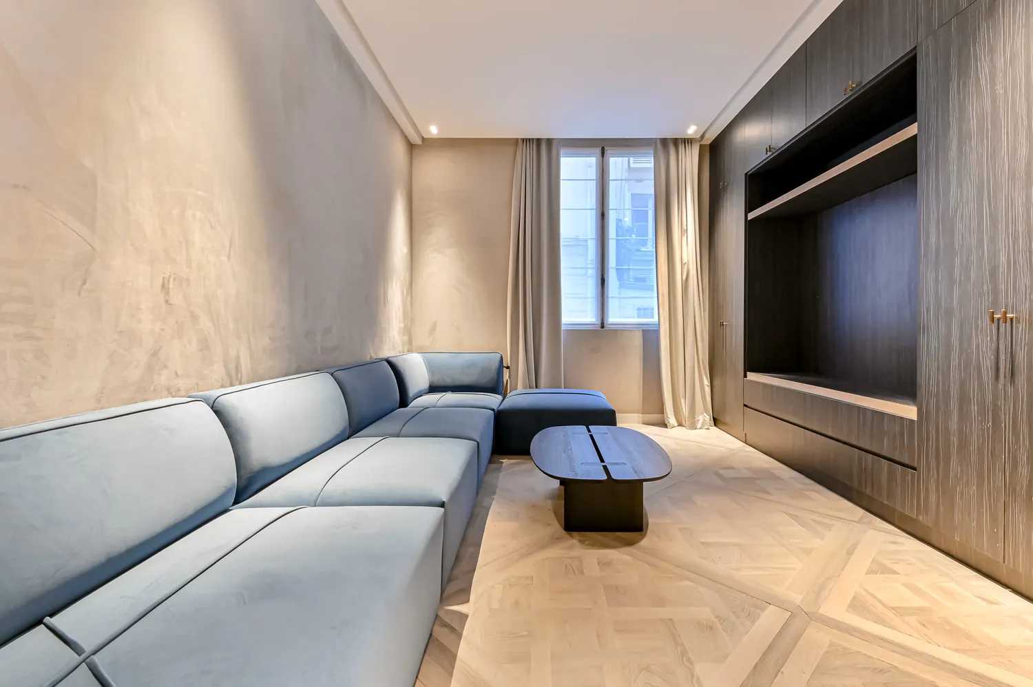 Condominium in Paris, Avenue Mozart 11313328