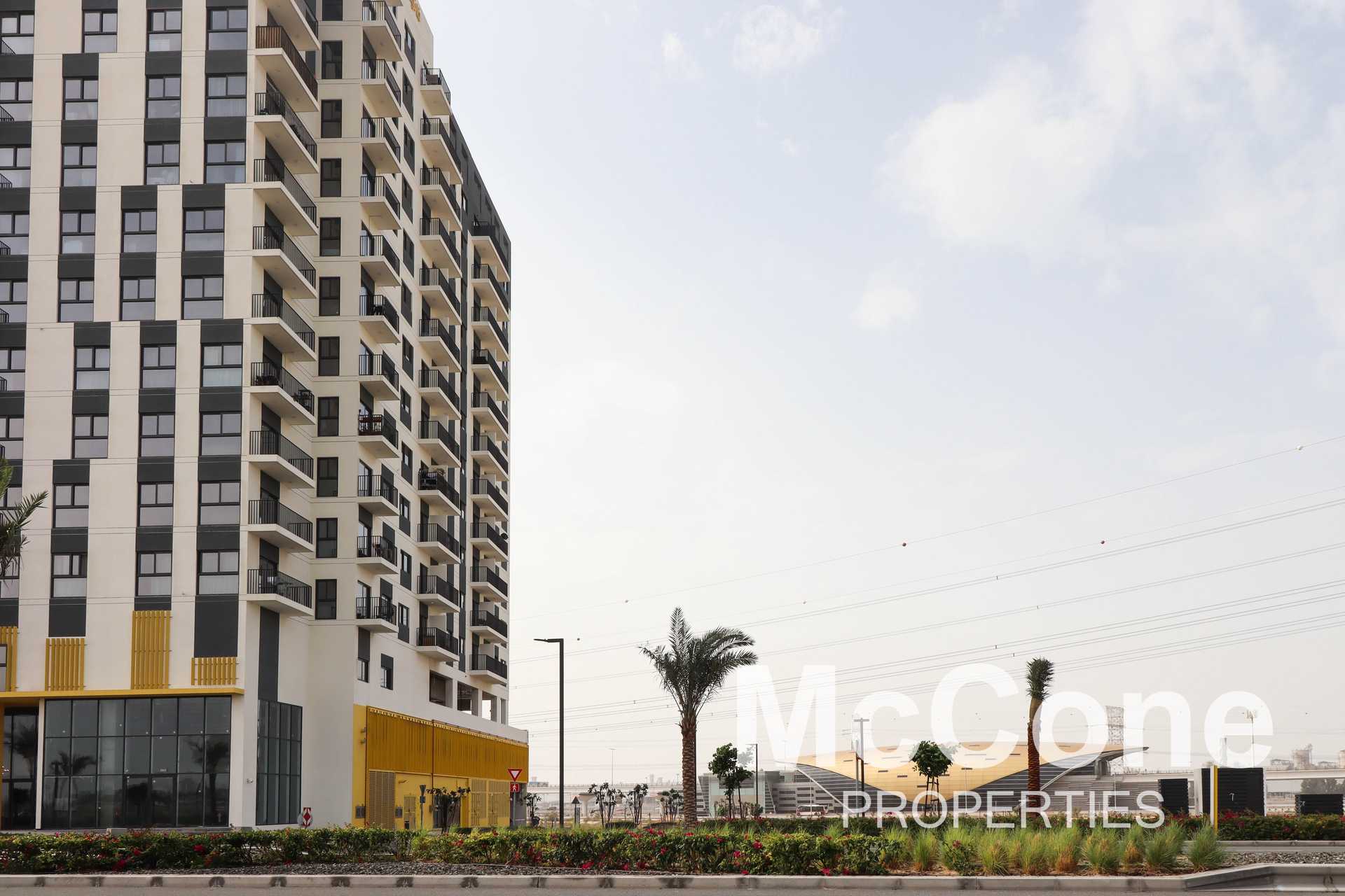 Condominium in دبي, دبي 11313505