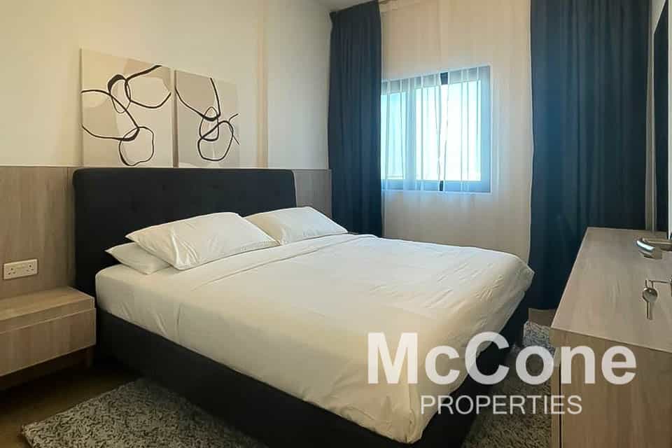 Condominium in دبي, دبي 11313505