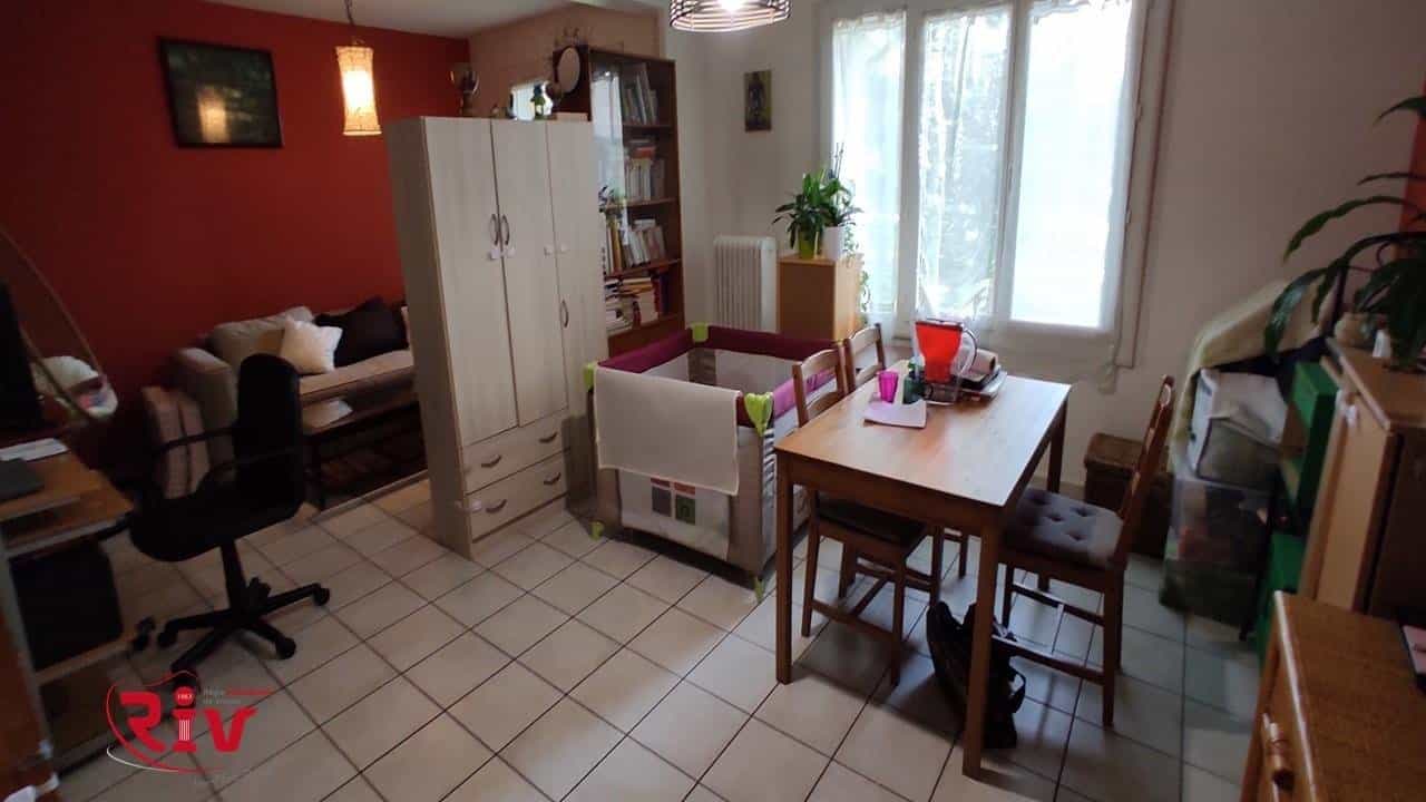 Condominium in Vienne, Isère 11314587