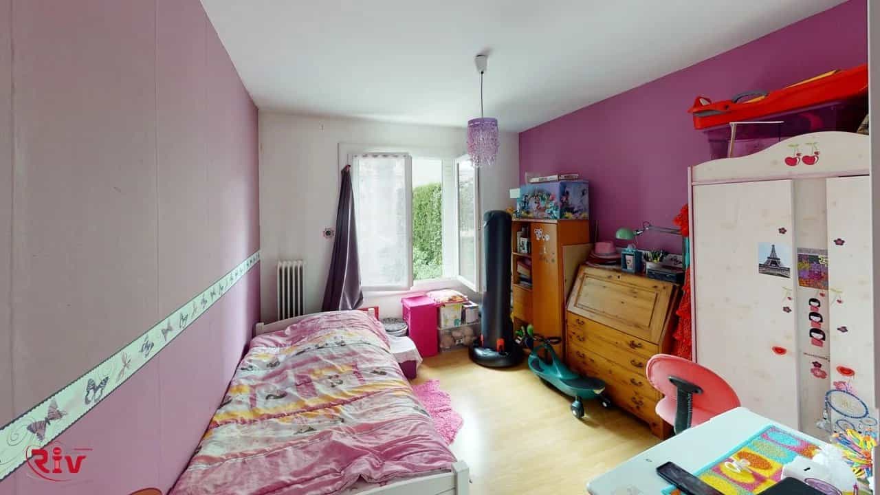 Condominium in Vienne, Isère 11314587